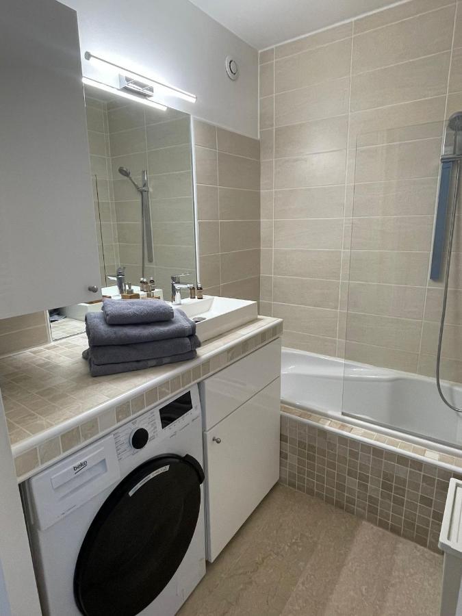 Le Dauphin Climatisation Fibre 4 Personnes Apartment กาซีส์ ภายนอก รูปภาพ